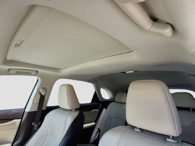 Used 2018 Lexus RX 350 FWD w/ Premium Package image 26