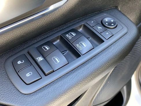 Used 2019 RAM 1500 Big Horn image 13