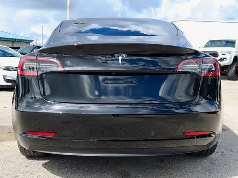 Used 2023 Tesla Model 3 Standard Range RWD image 3