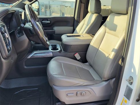 Used 2020 Chevrolet Silverado 2500 LTZ w/ LTZ Convenience Package image 16