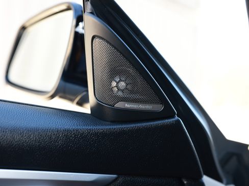 Used 2019 BMW 440i Coupe w/ M Sport Package image 49