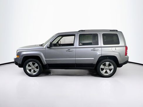 Used 2017 Jeep Patriot Latitude image 8