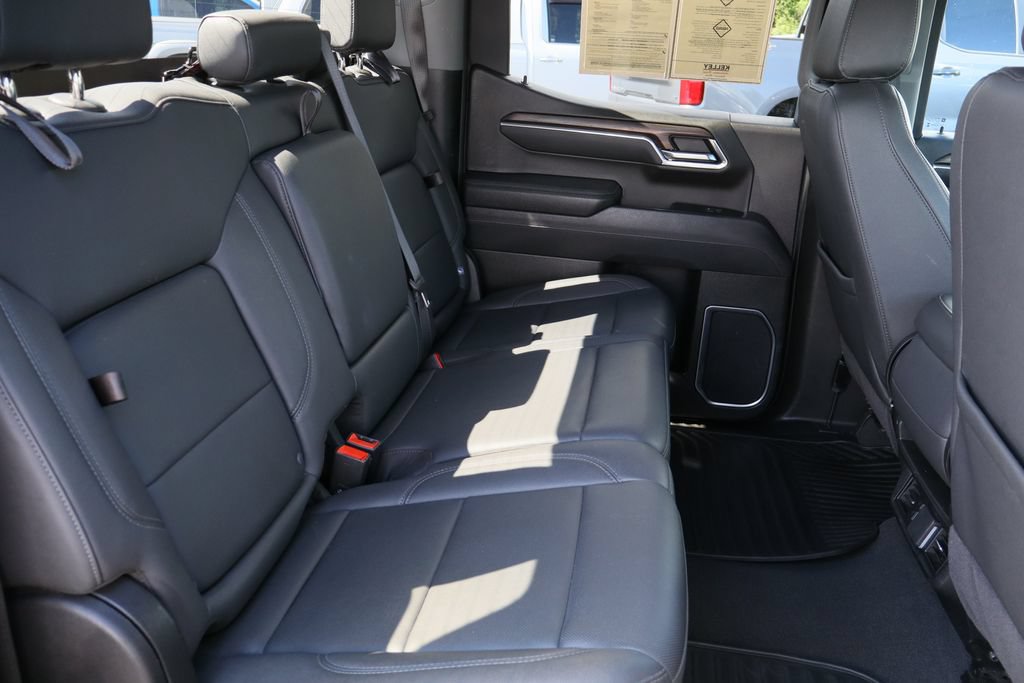 Certified 2025 GMC Sierra 1500 SLT RWD image 25