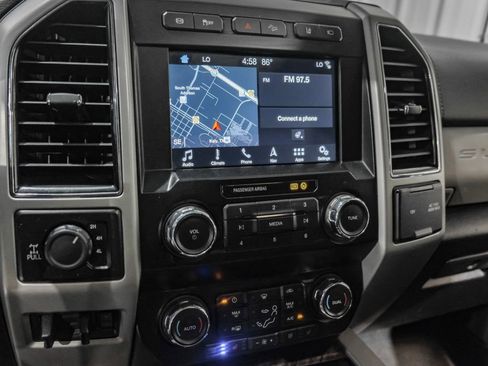 Used 2019 Ford F250 Lariat w/ Lariat Ultimate Package image 27