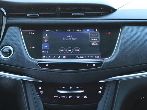 Used 2022 Cadillac XT5 Premium Luxury w/ LPO, Floor Liner Package image 19