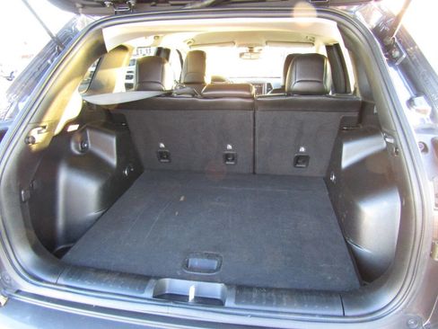 Used 2022 Jeep Cherokee Latitude Lux image 21