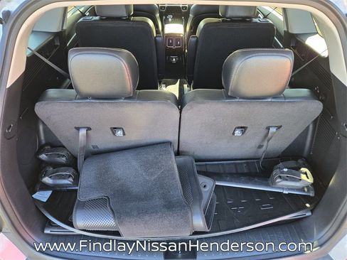 Used 2022 Kia Sorento SX Prestige image 15