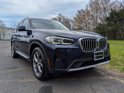 Used 2023 BMW X3 xDrive30i w/ Premium Package AWD/4WD image 3