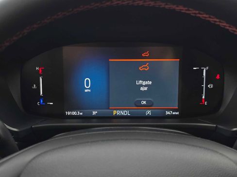 Used 2025 Ford Escape ST-Line image 25