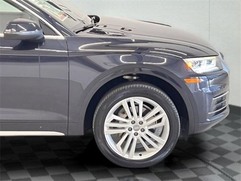 Used 2018 Audi Q5 2.0T Premium Plus w/ Premium Plus Package image 34