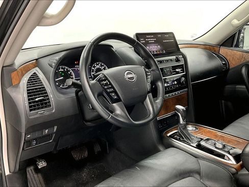 Used 2022 Nissan Armada SL image 16