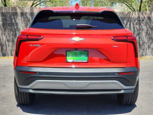 Used 2024 Chevrolet Blazer EV LT AWD/4WD image 8