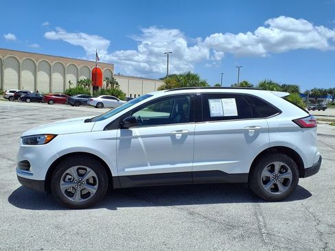 Used 2023 Ford Edge SEL w/ Sport Appearance Package AWD/4WD image 4