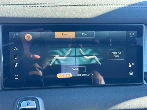 Used 2023 Land Rover Defender 110 X-Dynamic SE image 29