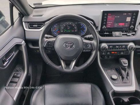 Used 2020 Toyota RAV4 XSE AWD/4WD image 18