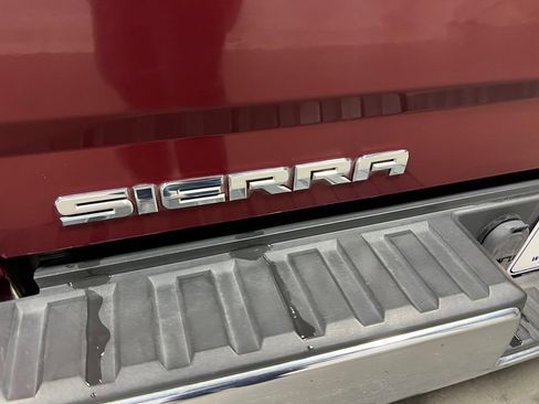 Used 2014 GMC Sierra 1500 SLT w/ SLT Crew Cab Value Package AWD/4WD image 20