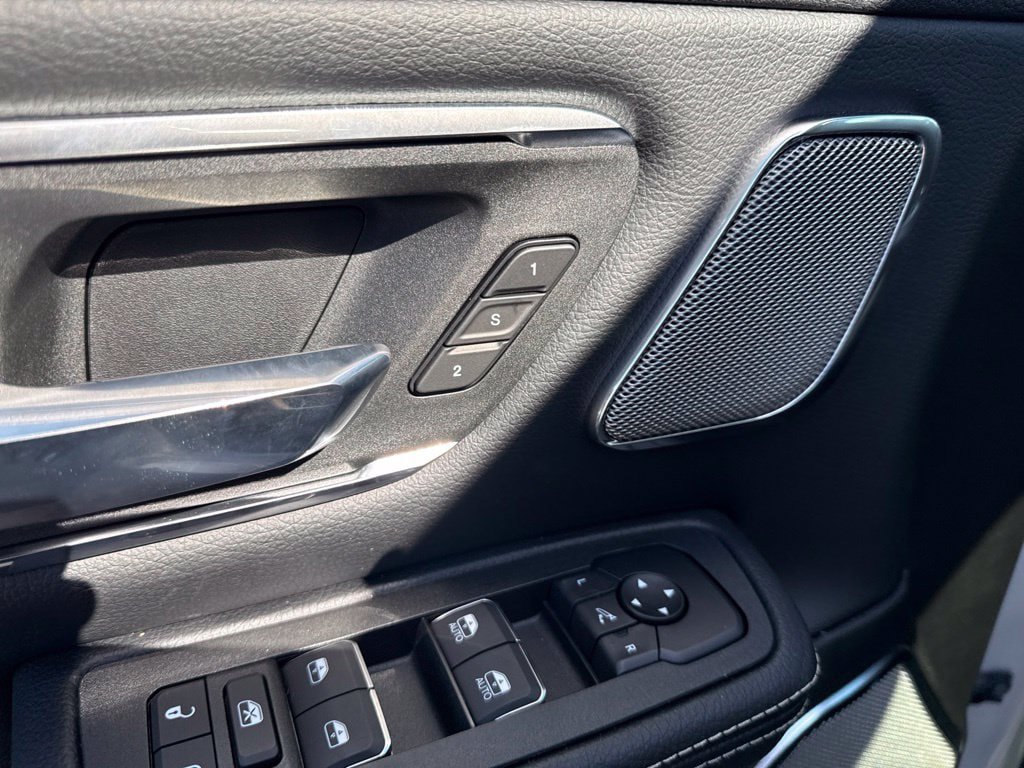 New 2027 RAM 1500 Laramie w/ Night Edition AWD/4WD image 20