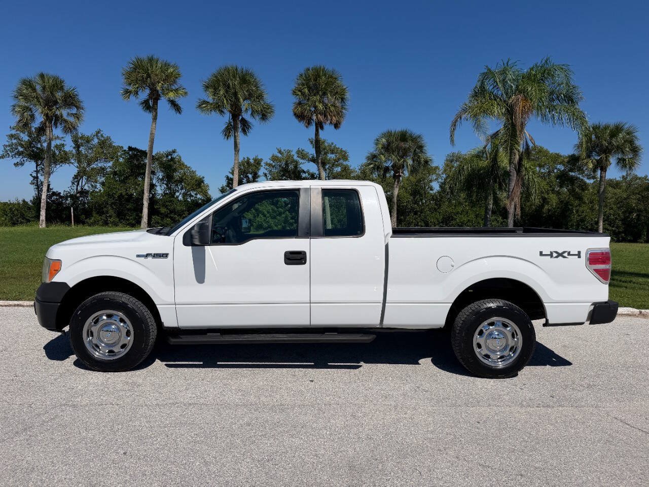 Used 2014 Ford F150 XL w/ Power Equipment Group AWD/4WD image 2