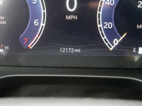 Used 2025 Jeep Grand Cherokee Limited w/ Trailer Tow Package image 36