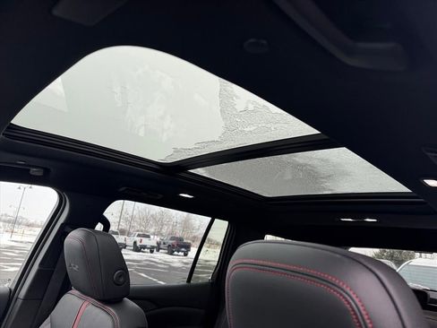 New 2026 Chevrolet Traverse RS image 4