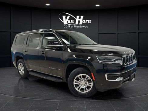 Used 2024 Jeep Wagoneer 4WD w/ Convenience Group I image 1