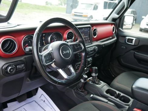 Used 2021 Jeep Wrangler Unlimited Rubicon AWD/4WD image 14