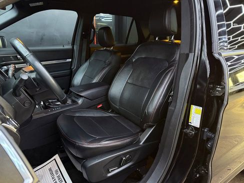 Used 2018 Ford Explorer Sport w/ Equipment Group 401A image 16