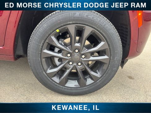 New 2026 Jeep Grand Cherokee Limited AWD/4WD image 16