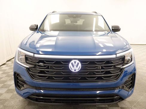 New 2026 Volkswagen Atlas Cross Sport SEL R-Line AWD/4WD image 4