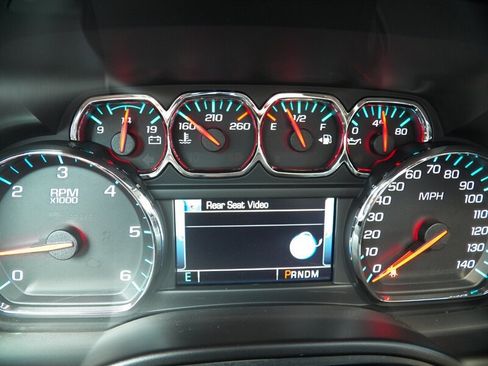 Used 2016 Chevrolet Suburban LT AWD/4WD image 20