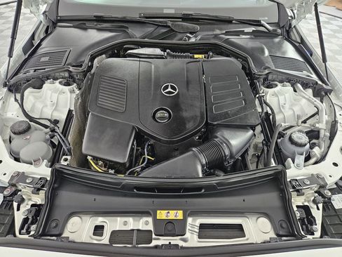 Used 2025 Mercedes-Benz C 300 Sedan image 45