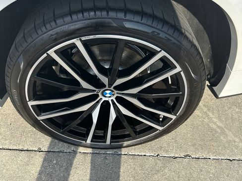Used 2026 BMW X5 sDrive40i w/ M Sport Package RWD image 18