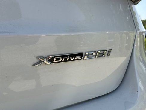 Used 2024 BMW X1 xDrive28i w/ Premium Package AWD/4WD image 7