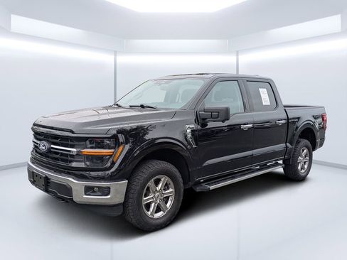 Used 2024 Ford F150 XLT w/ Tow/Haul Package image 7