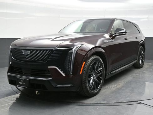 New 2025 Cadillac Escalade IQ Sport 2 w/ LPO, ONYX Package image 2