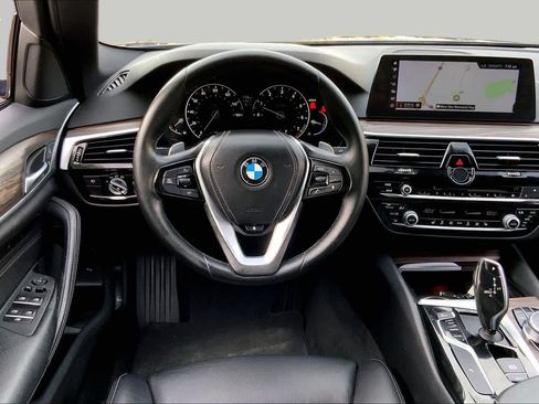 Used 2017 BMW 540i xDrive AWD/4WD image 6