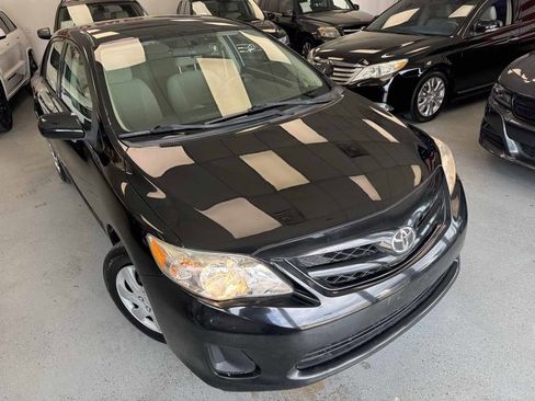 Used 2011 Toyota Corolla LE image 8