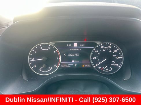 Used 2023 Nissan Rogue SL w/ SL Premium Package FWD image 5