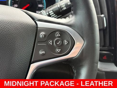 Used 2022 Chevrolet Traverse LT w/ LPO, Blackout Package FWD image 22