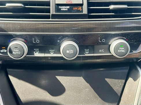 Used 2019 Honda Accord Sport image 16