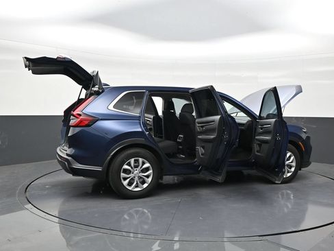 Used 2025 Honda CR-V LX image 27