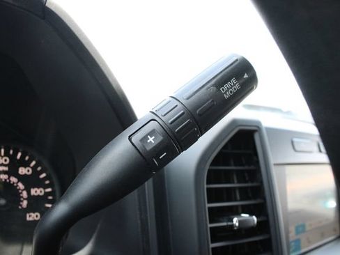 Used 2018 Ford F150 XL w/ Equipment Group 101A Mid AWD/4WD image 13