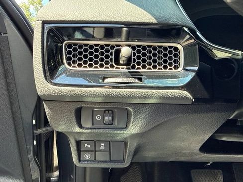 Used 2023 Honda Civic Touring image 27