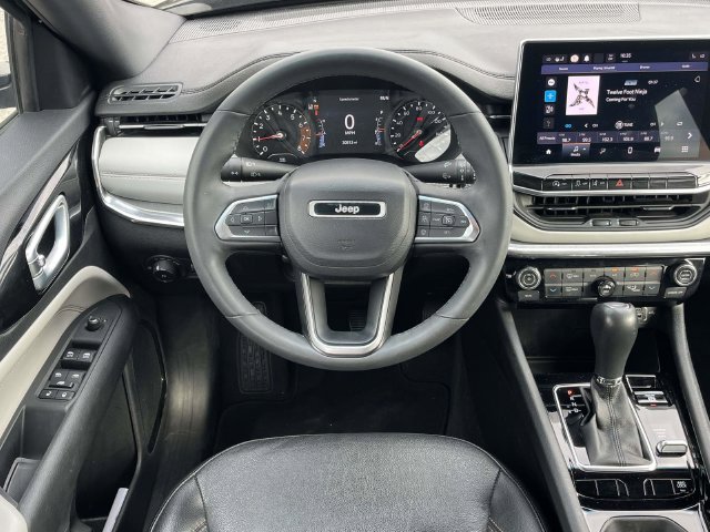 Used 2023 Jeep Compass Limited AWD/4WD image 17