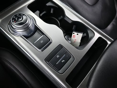 Used 2022 Ford Edge Titanium w/ Equipment Group 301A image 26