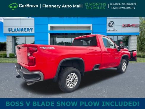 Used 2024 Chevrolet Silverado 2500 LT w/ Convenience Package image 4