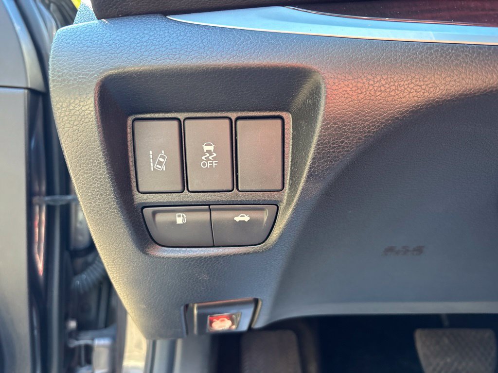 Used 2017 Acura TLX w/ Technology Package FWD image 22