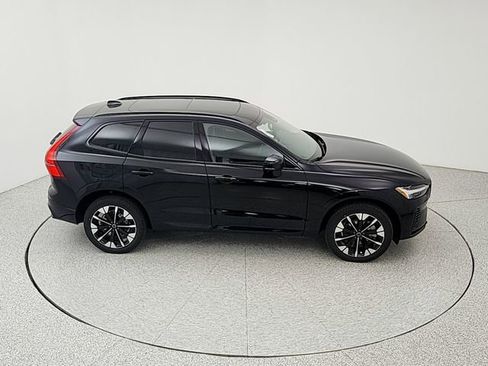 New 2026 Volvo XC60 T8 Plus w/ Climate Package AWD/4WD image 16