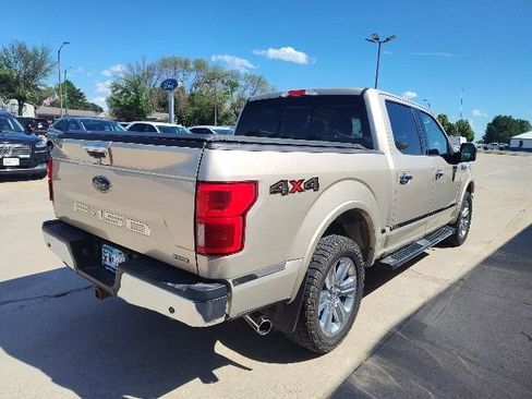Used 2018 Ford F150 Lariat w/ Equipment Group 502A Luxury AWD/4WD image 6