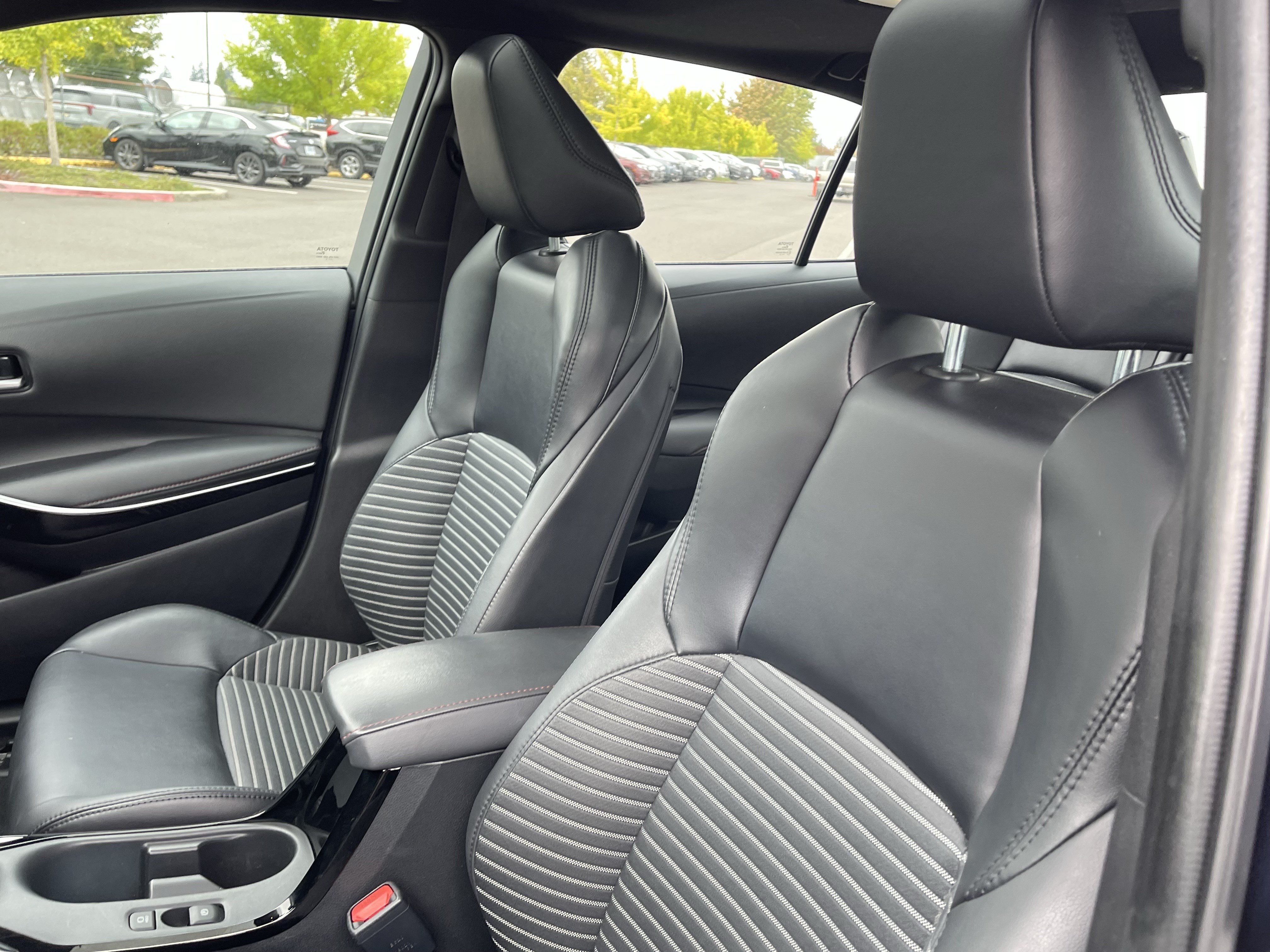 Used 2024 Toyota Corolla XSE FWD image 20